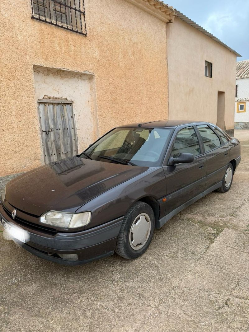Renault Safrane 1993 negociable - foto 1