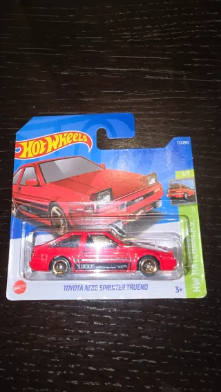 Hot Wheels Toyota AE86 Sprinter Trueno Rojo