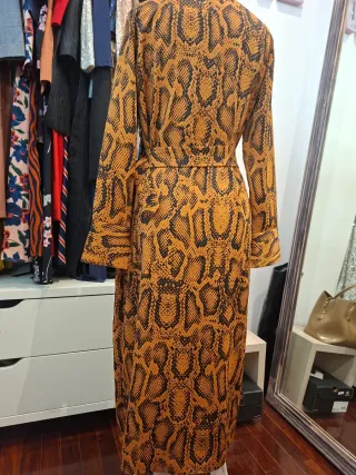 Vestido Zara estampado serpiente Talla XS