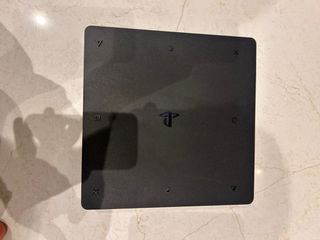 PS4 Slim 1TB + 2 Mandos + FIFA 24