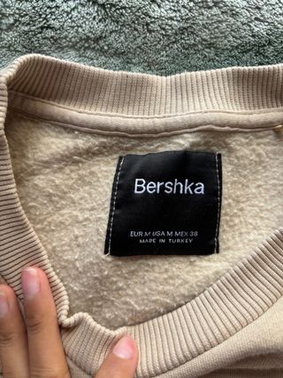 Sudadera Bershka Beige con Estampado NEW 98