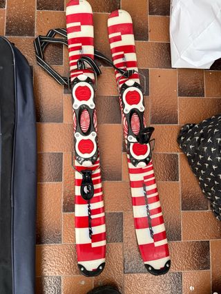 miniski con fijaciones Salomón 90