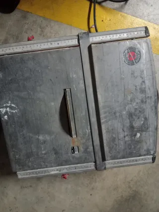 Cortadora de azulejos profesional