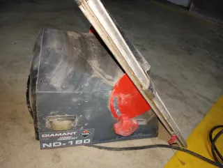 Cortadora de azulejos profesional