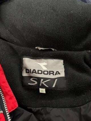 Giacca Diadora blu e rossa