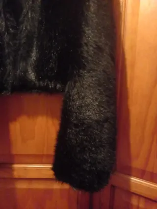 Abrigo corto fiesta negro