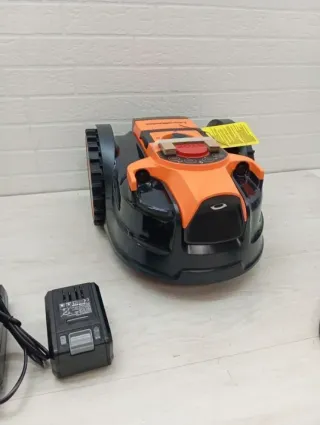 Robot cortacésped LawnMaster VBRM16 100m²