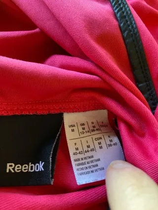 Reebok Sudadera con Capucha Rosa y Negra