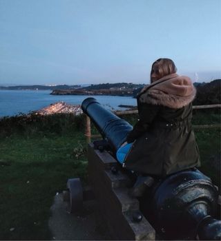 Anorak acolchado impermeable con capucha