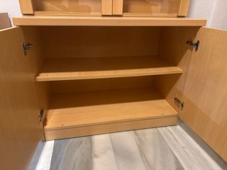 Mueble expositor y cajonera de madera