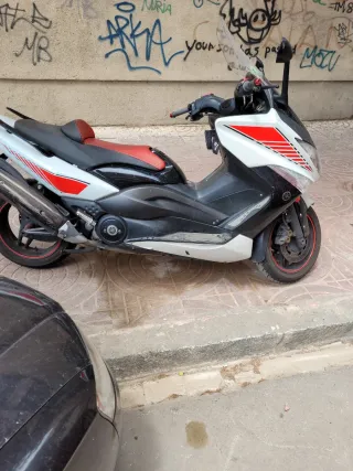 Yamaha Tmax XP500 2010 - 40.000 km