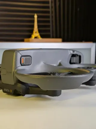 DJI Avata 2 Drone + bolsa de transporte