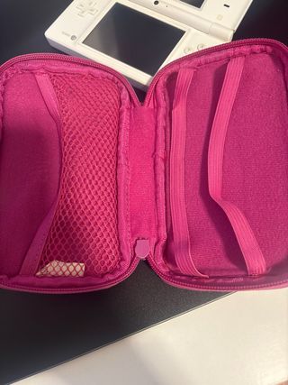 Nintendo DS Lite Blanca + 4 Juegos + Estuche