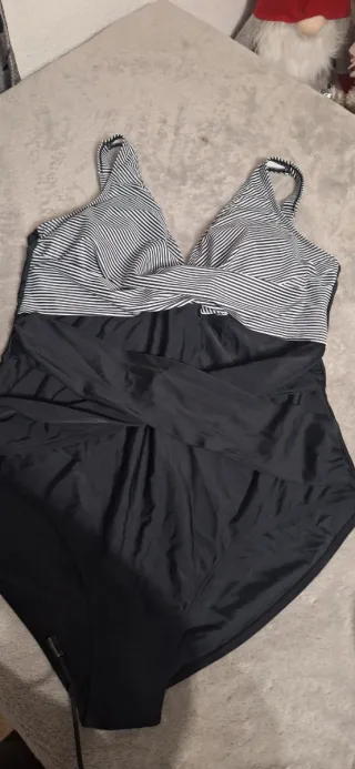 Bañador rayas blanco y negro
