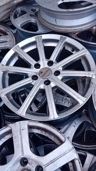 Llantas de aluminio varias marcas (4 unidades)