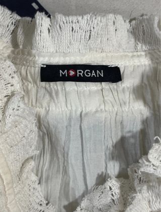 Blusa Morgan sin mangas con volantes vintage