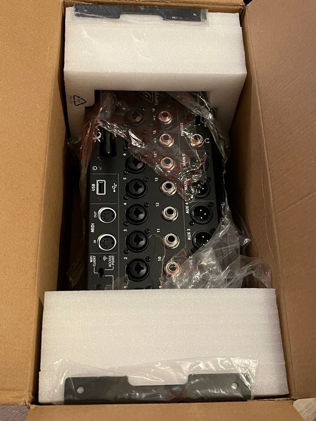 Behringer X AIR XR16 Console di Mixaggio Digitale