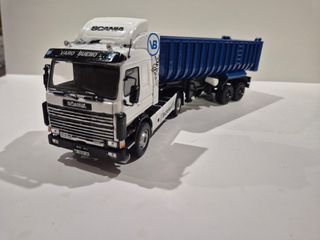 Scania 143 con bañera basculante 1/43