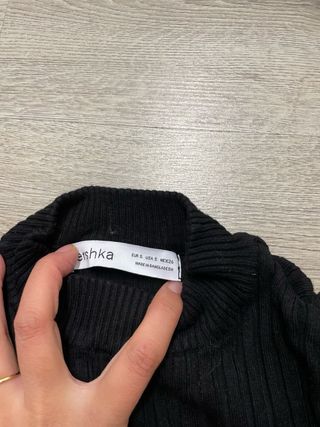 Jersey Bershka Negro Mujer