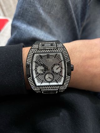 Reloj Guess Negro y Plateado