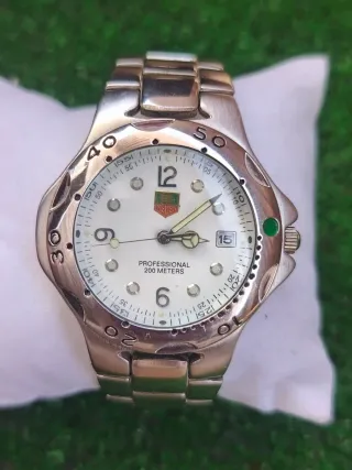 TAG Heuer Professional 200 Meters Reloj