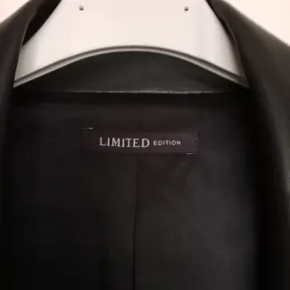 Chaqueta Zara Negra Solapa Efecto Piel