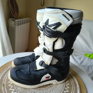 Botas Motocross Alpinestars Negras y Blancas