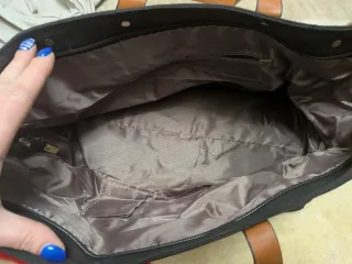 Bolso Grande Estilo Market Tote Negro Marrón