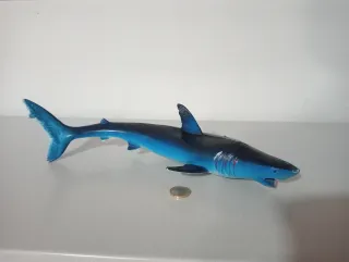 Juguete Tiburón Azul
