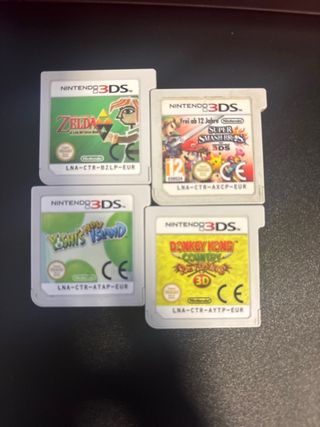 Nintendo 3DS XL Roja + Estuche Mario + 4 Juegos