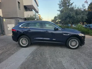 Jaguar F-Pace 2016
