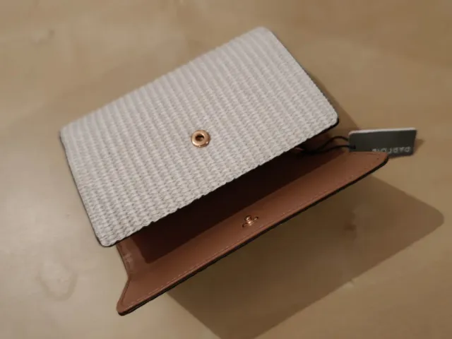 Cartella verde e bianca super carina di Parfois