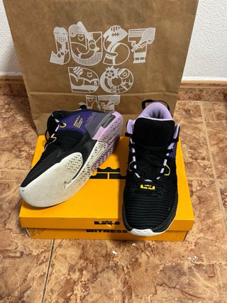Zapatillas Baloncesto Nike Lebron Testigo 7 Lakers