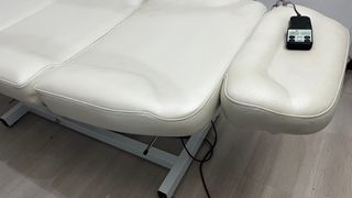 camilla hidráulica y eléctrica con mando