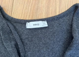 Mono largo gris oscuro Mango manga larga