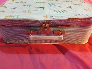 Maletín infantil con pictogramas educativos