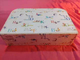 Maletín infantil con pictogramas educativos