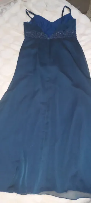 Vestito elegante con perline