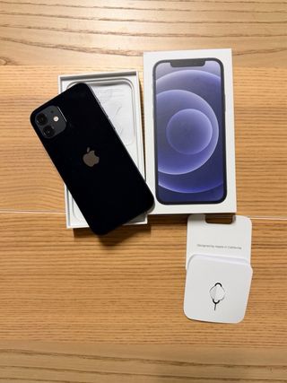 iPhone 12 128GB Nero + Accessori