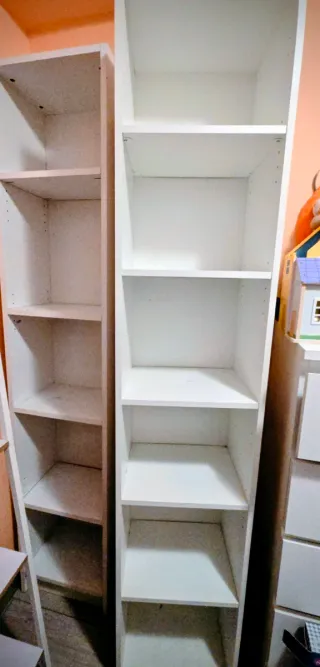 Estanterías blanca de madera