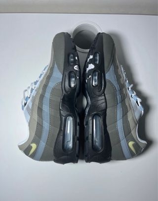 Nike Air Max 95 Gris y Blanco