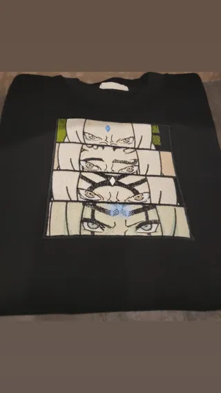 Felpa con ricamo di Tsunade.....Naruto