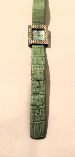 Reloj Taher Verde y Plateado