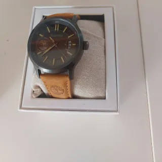 Reloj Timberland cafe, solo lo he usado 2 veces