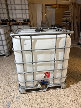 Depósito agua 1000L