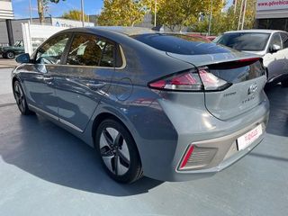 Hyundai Ioniq 1.6 GDI HEV Tecno DCT 104 kW (141 CV)