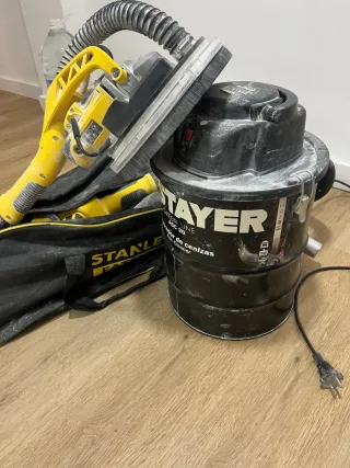 Lijadora jirafa con aspirasor y bolso  Stanley