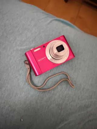 Cámara Sony Cyber-shot DSC-W810 Rosa
