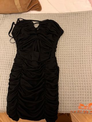 Vestiti neri drappeggiati taglia S, due per 24