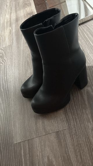 Botín negro tacón plataforma